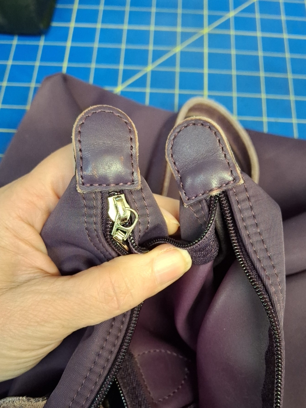 Longchamp Purple Nylon Tote with Leather Trim Preloved - Picture 7 of 16